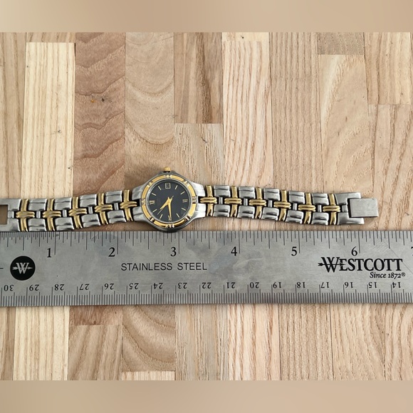 Citizen Elegance Ladies Watch Vintage Two Tone Bracelet Blue Round Dial Date - Picture 11 of 11